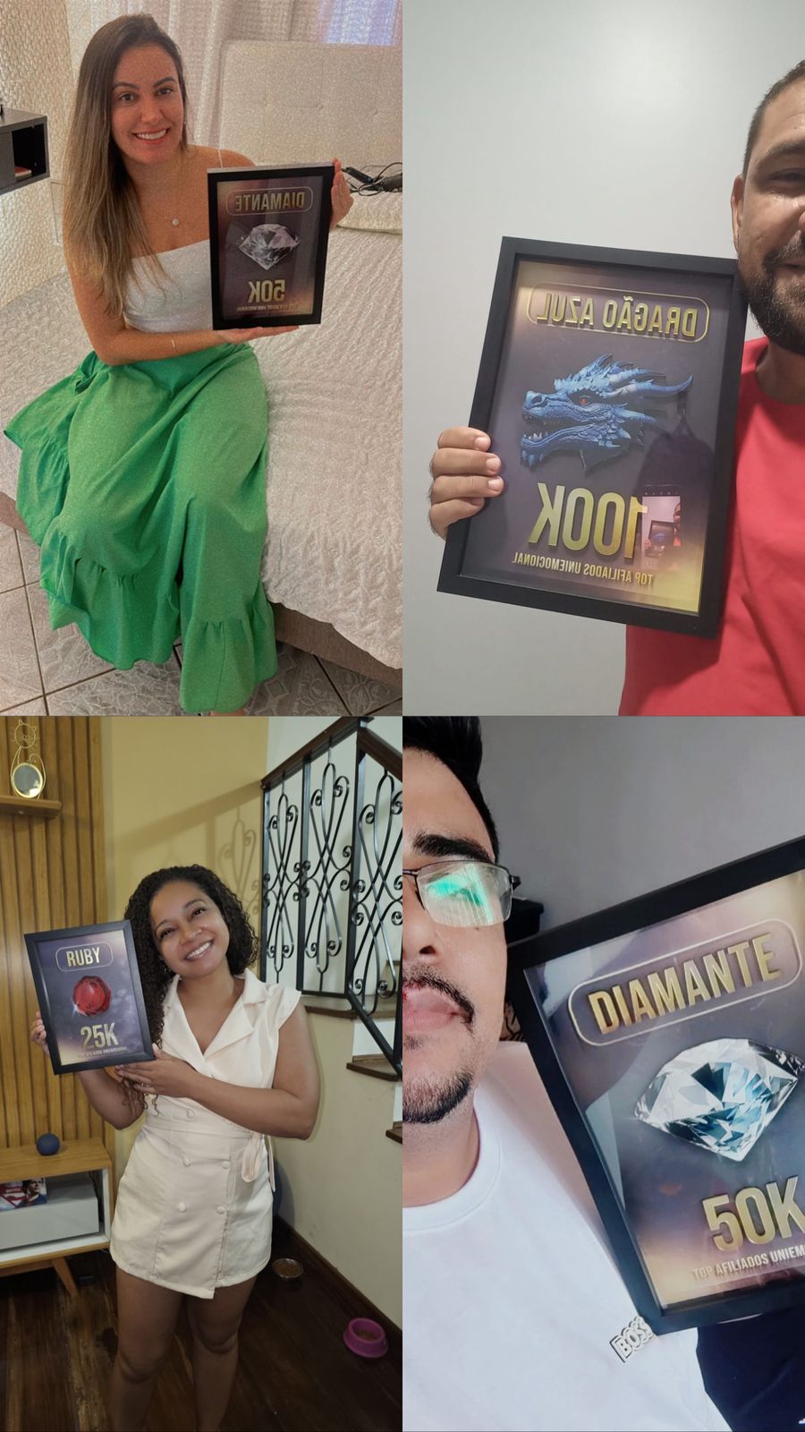 Alunos segurando placas de resultado